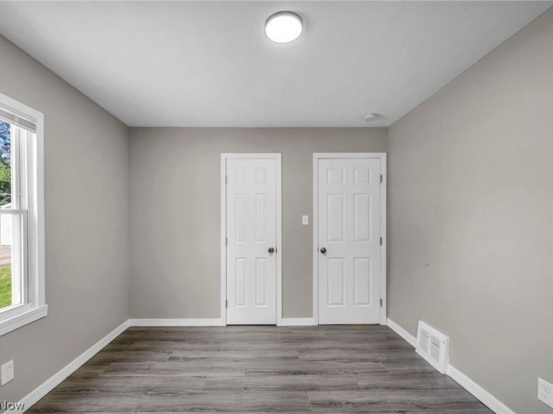1291 Hardesty Boulevard , Akron, OH 44320 Photo 13