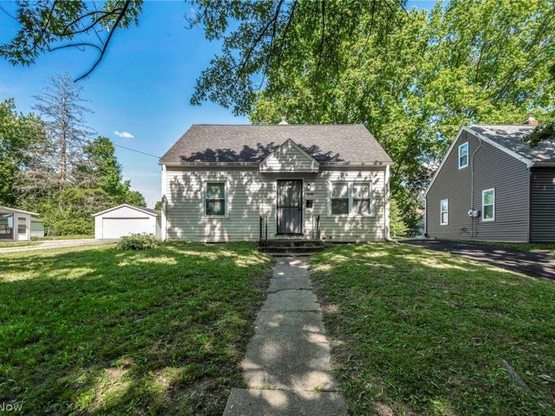1291 Hardesty Boulevard , Akron, OH 44320 Photo 25