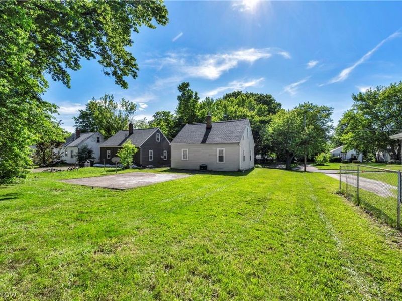 1291 Hardesty Boulevard , Akron, OH 44320 Photo 27
