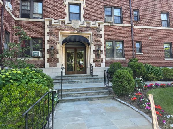 622 Pelhamdale Avenue , Unit 36, Pelham, NY 10803