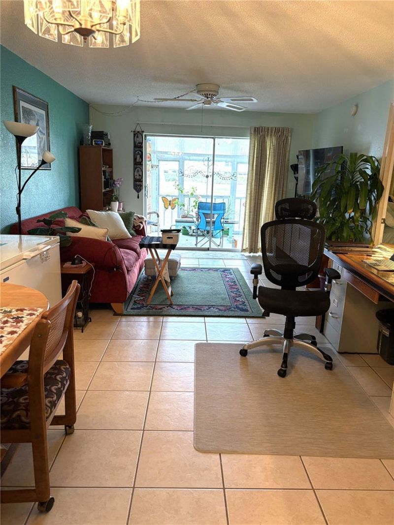 1200 37th Street N, Unit 107, Saint Petersburg, FL 33713 Photo