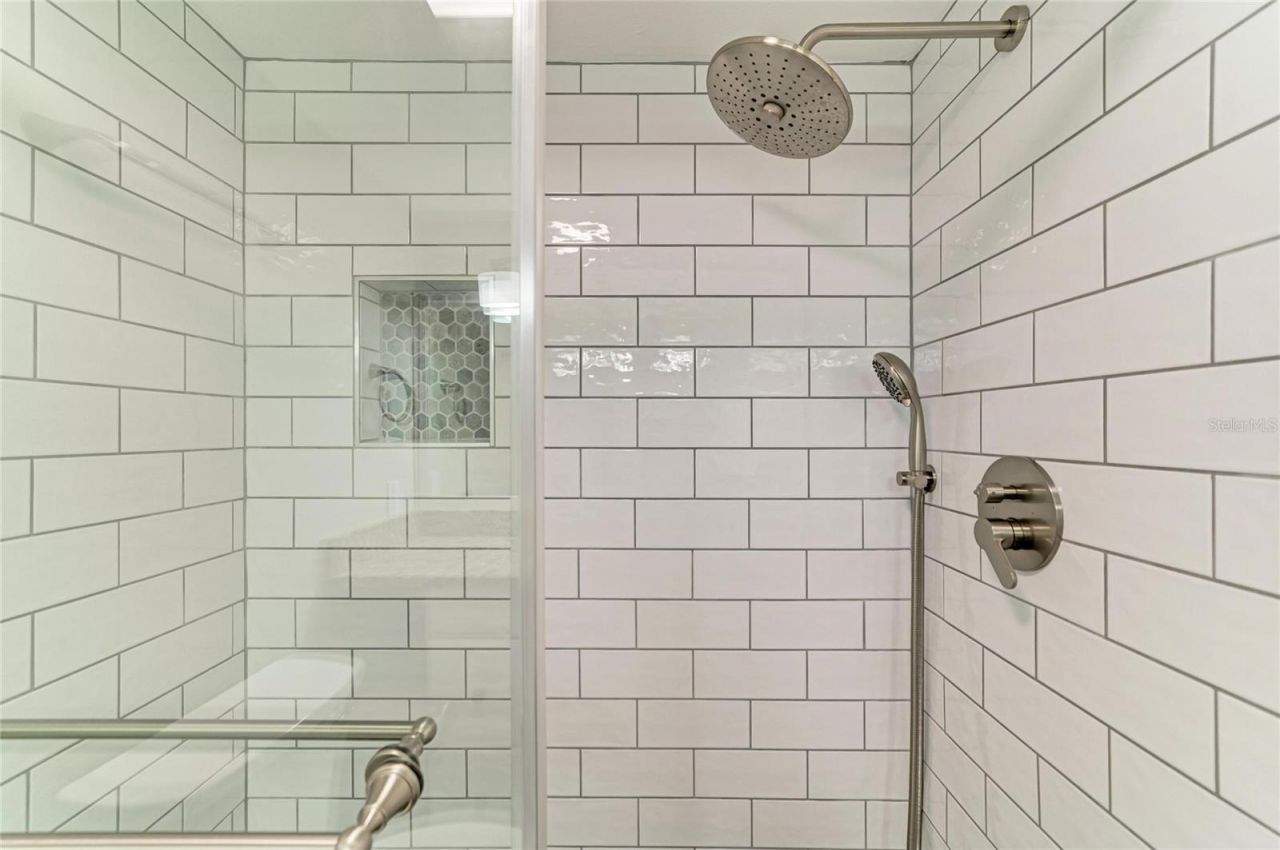 2224 Bahia Vista Street , Unit E6, Sarasota, FL 34239 Photo