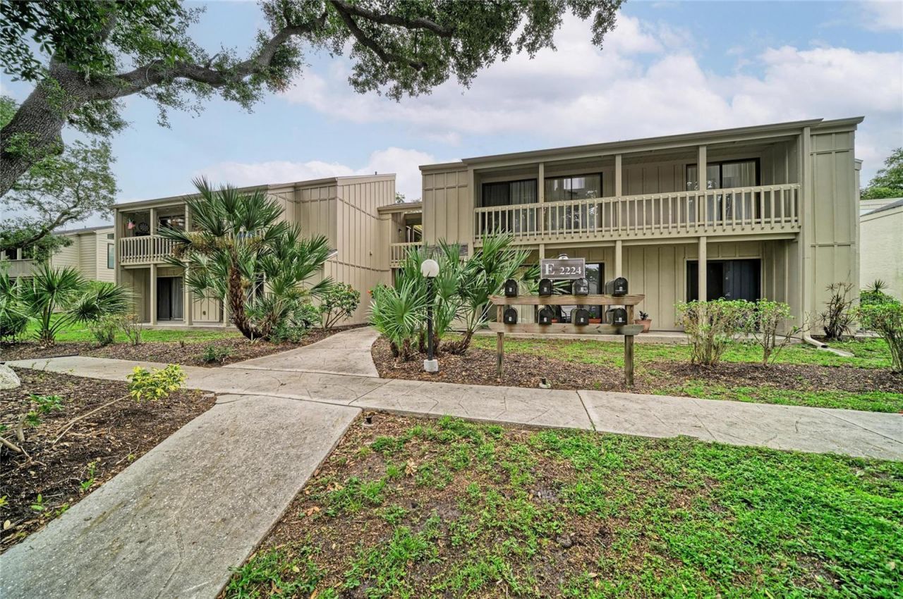 2224 Bahia Vista Street , Unit E6, Sarasota, FL 34239 Photo