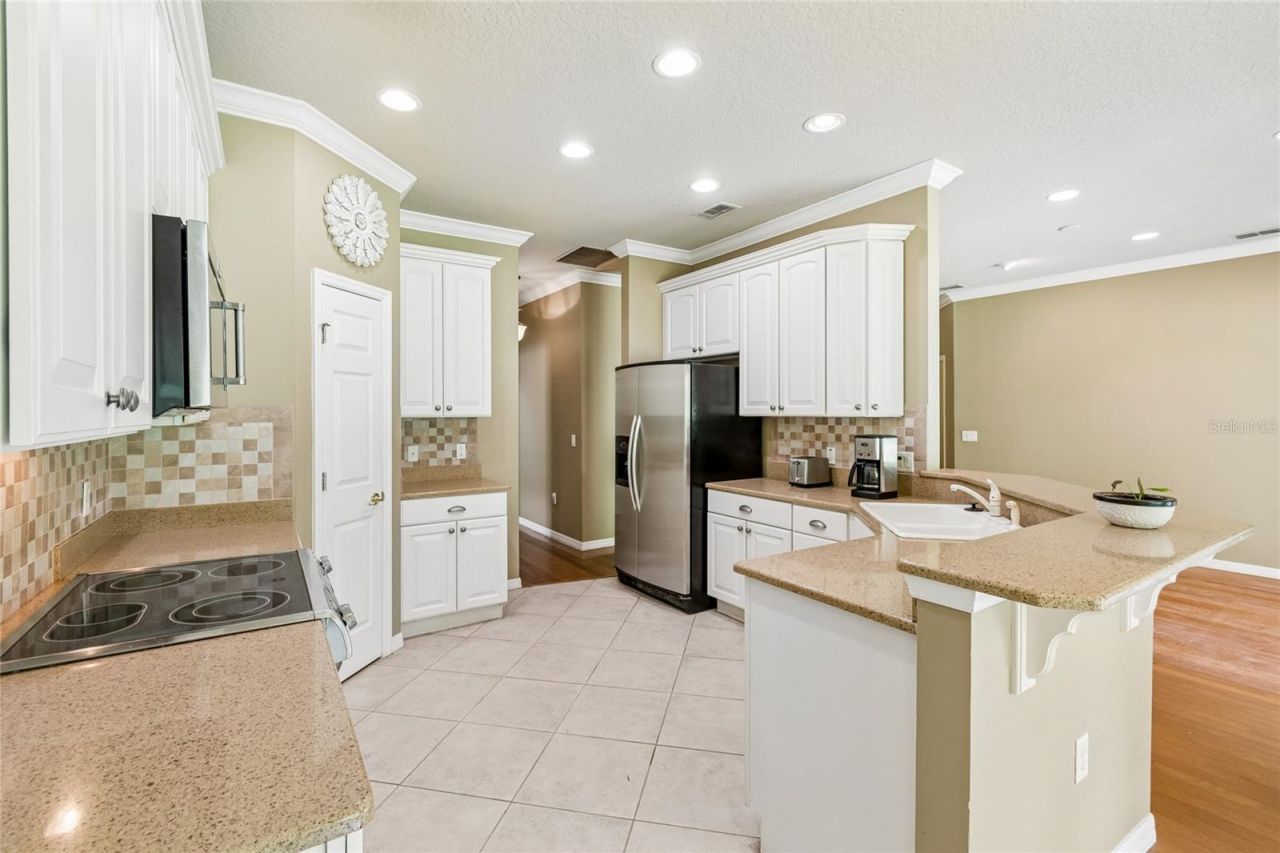 136 Sorrento Rd, Poinciana, FL 34759 Photo