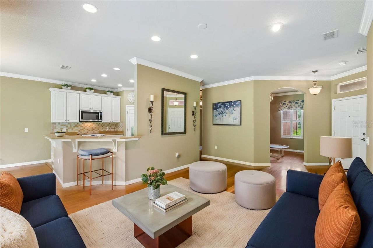 136 Sorrento Rd, Poinciana, FL 34759 Photo