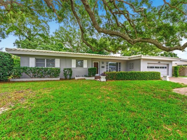 1705 INDIAN ROCKS ROAD , BELLEAIR, FL 33756