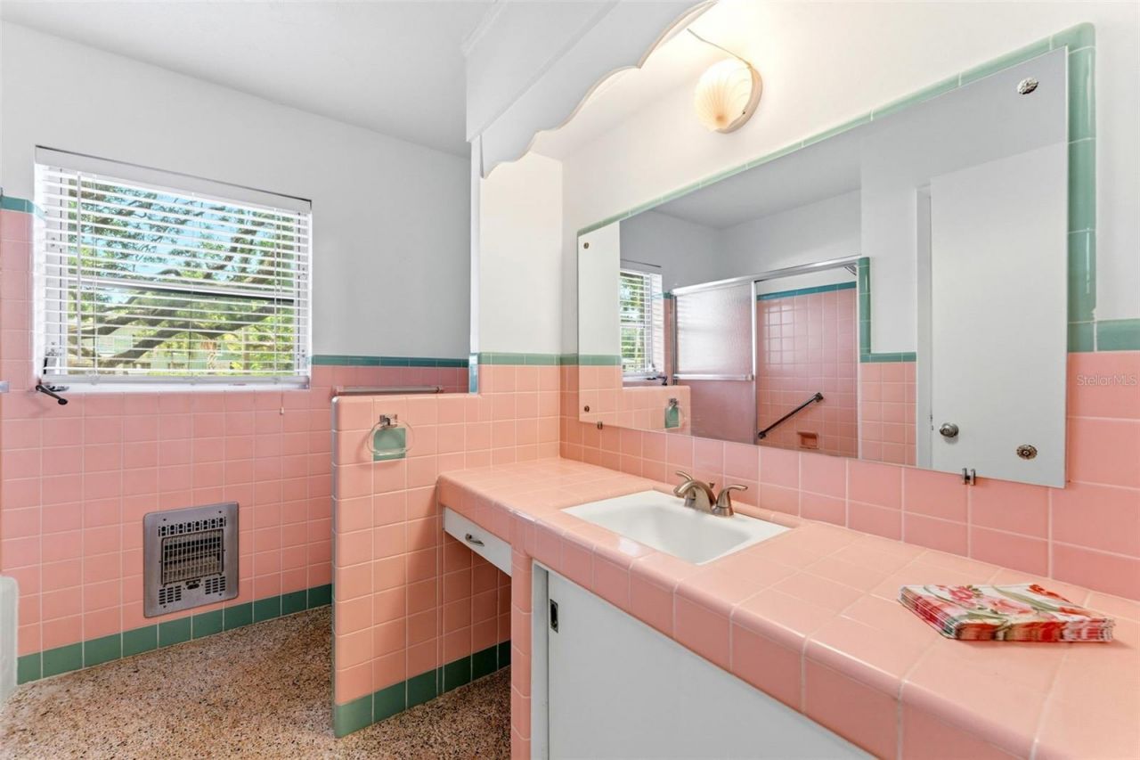 1705 Indian Rocks Road, Belleair, FL 33756 Photo