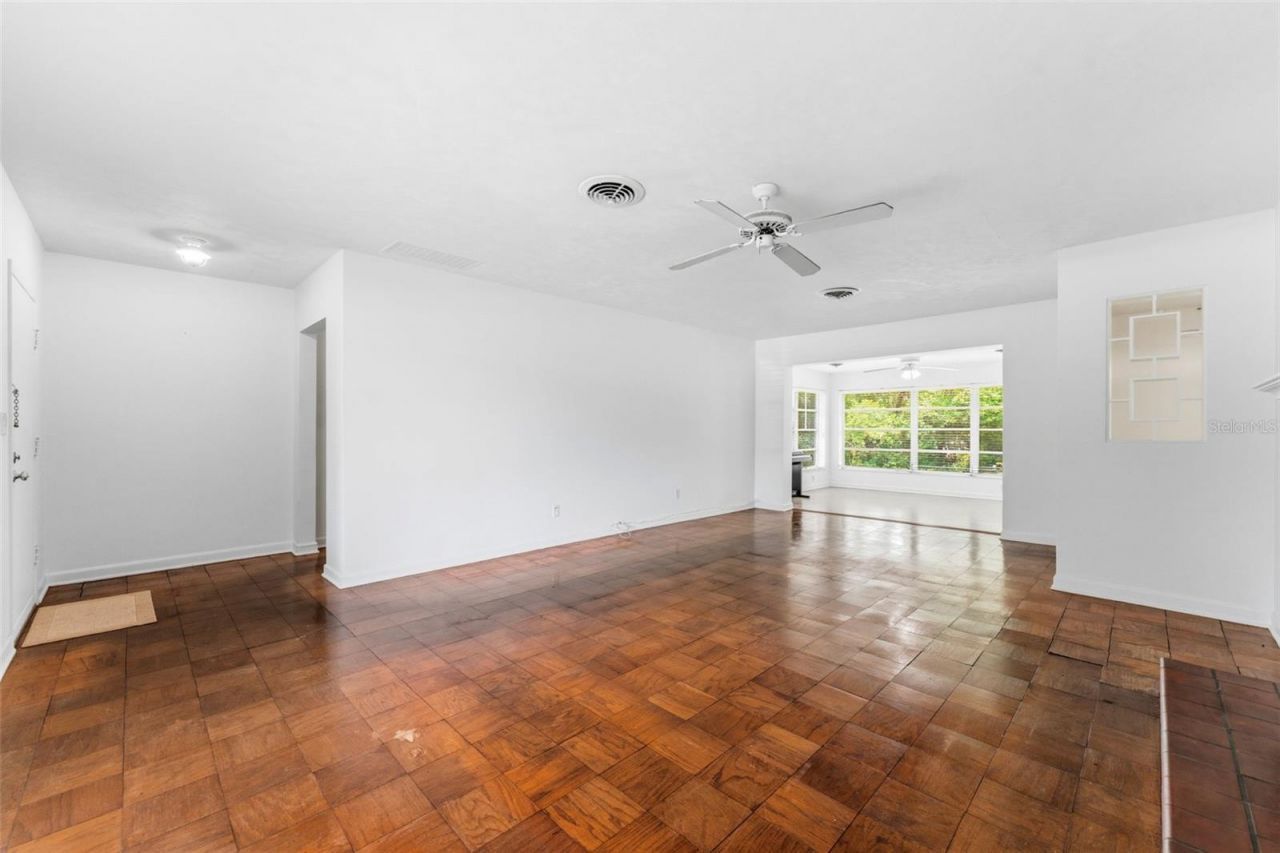 1705 Indian Rocks Road, Belleair, FL 33756 Photo
