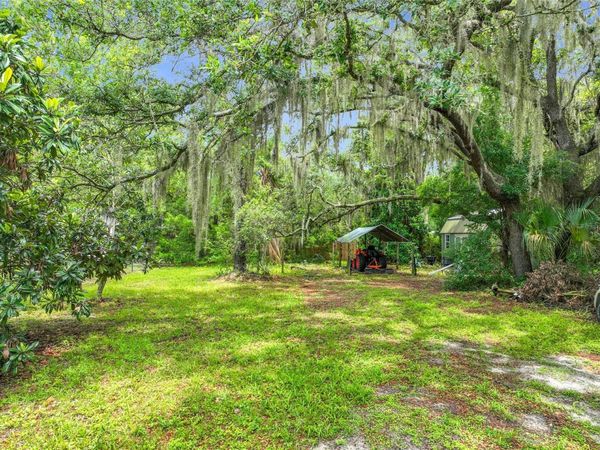 175 N SUMMIT AVENUE , LAKE HELEN, FL 32744
