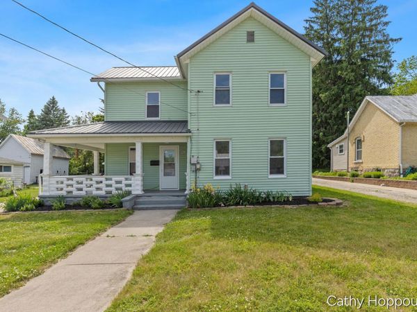 641 N Jackson Street, Ionia, MI 48846