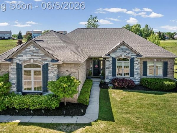672 Brooks Lane, Oxford Twp, MI 48371