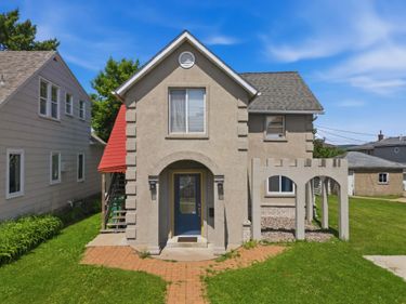 119 Main Street E, Wabasha, MN 55981