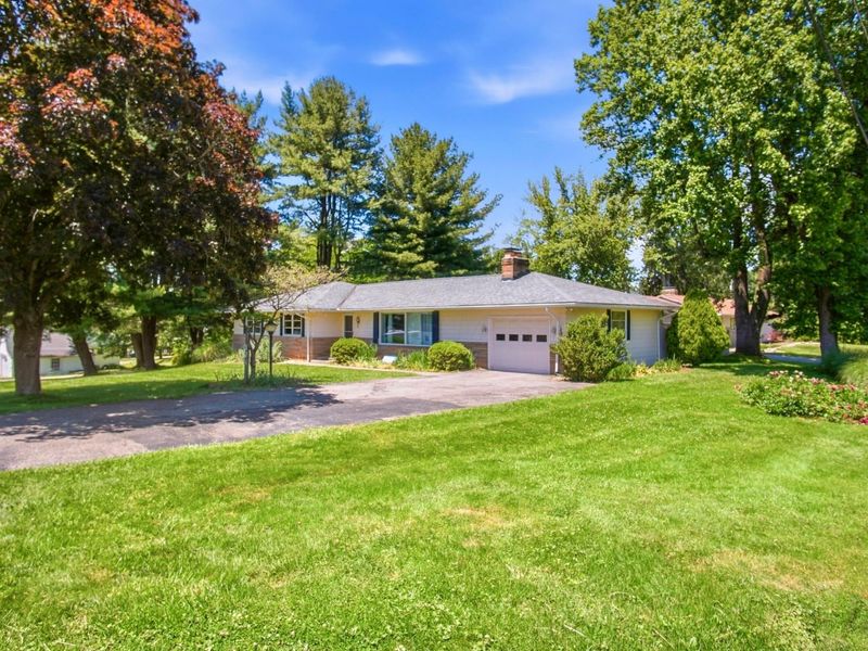 375 Broadview Avenue , Zanesville, OH 43701 Photo 2