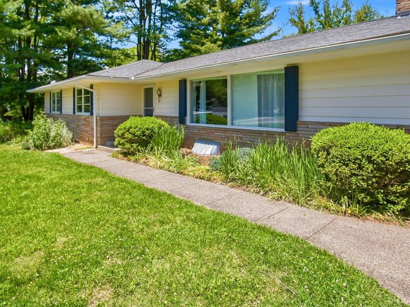 375 Broadview Avenue , Zanesville, OH 43701 Photo 4
