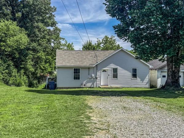 315 Taylor Boulevard , Campbellsville, KY 42718