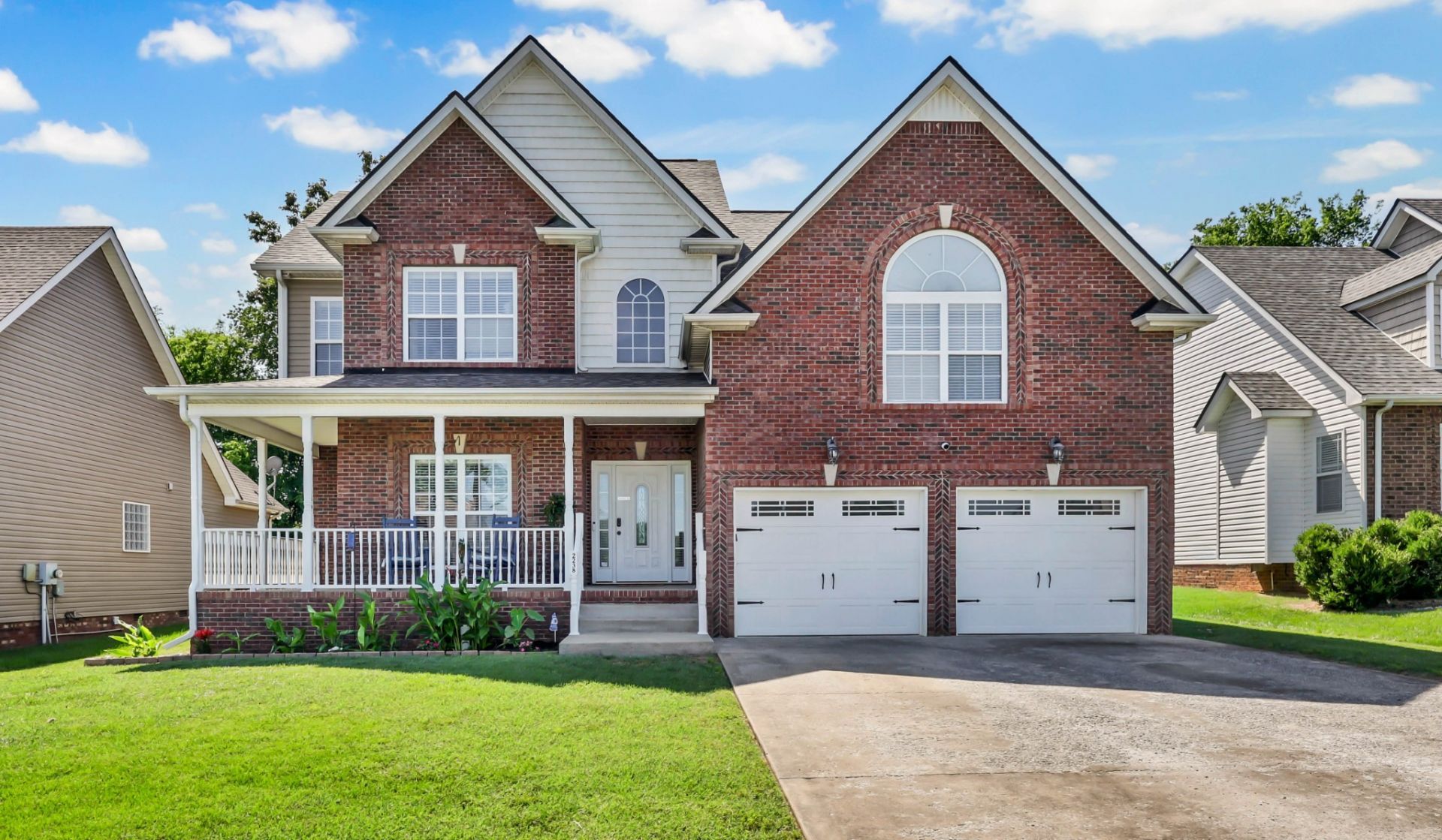 2238 Ellington Gait Dr, Clarksville, TN 37043 Main Photo