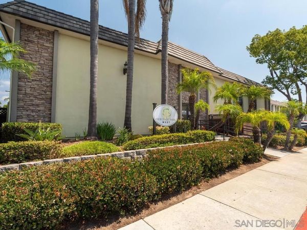 6602 Beadnell Way , Unit 4, San Diego, CA 92117