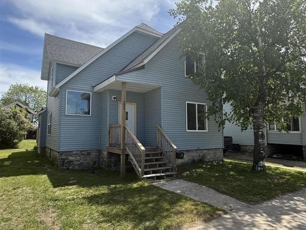 332 2ND STREET, Menominee, MI 49858