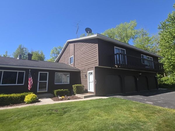 2609 Cross Creek DRIVE, Unit B, Sheboygan, WI 53081