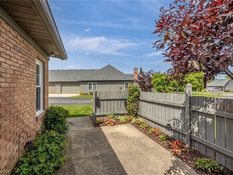 1055 North Jefferson Street , Unit B, Medina, OH 44256 Photo 35