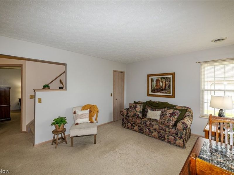 1055 North Jefferson Street , Unit B, Medina, OH 44256 Photo 9