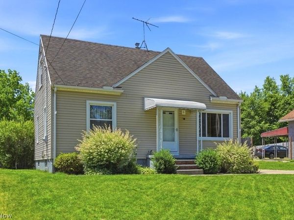 744 Utica Avenue , Akron, OH 44312