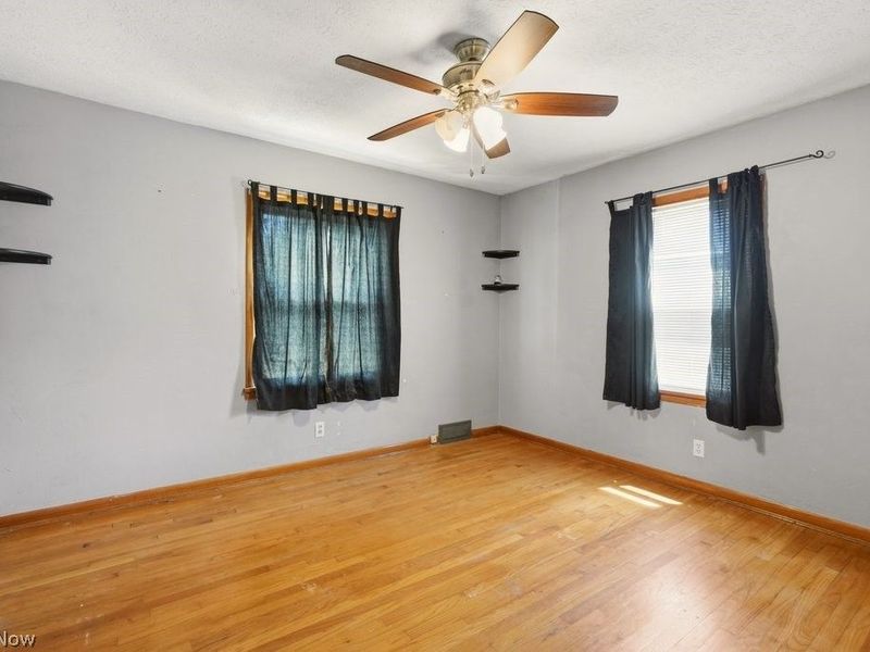744 Utica Avenue, Akron, OH 44312 Photo 14