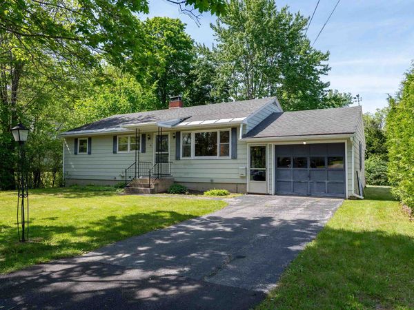 99 Jackson Avenue, Rutland City, VT 05701
