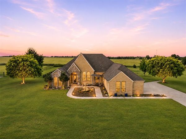 13140 E Big Sky Drive, Edmond, OK 73025