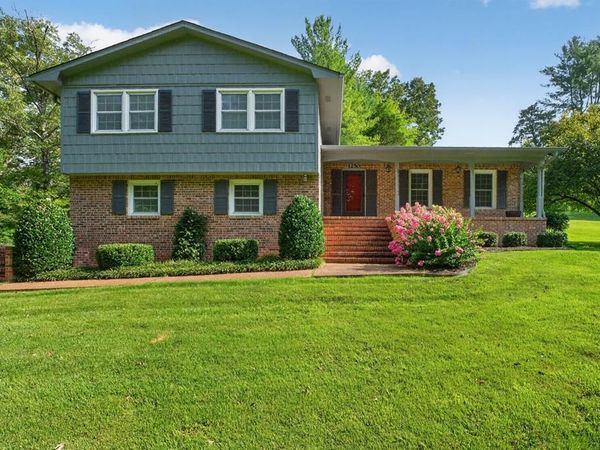 1250 Charles Street, Cookeville, TN 38506
