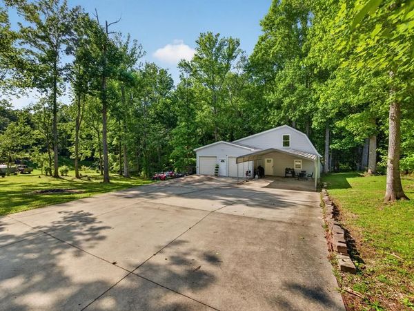 2119 Williamsburg Cir, Cookeville, TN 38506