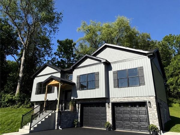 442 Wendel Rd , Irwin, PA 15642
