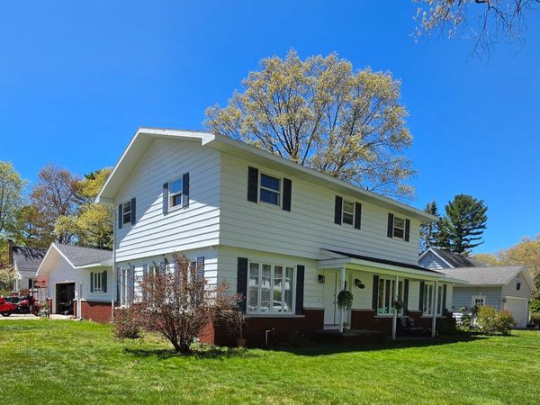 695 Miller Drive, Muskegon, MI 49445