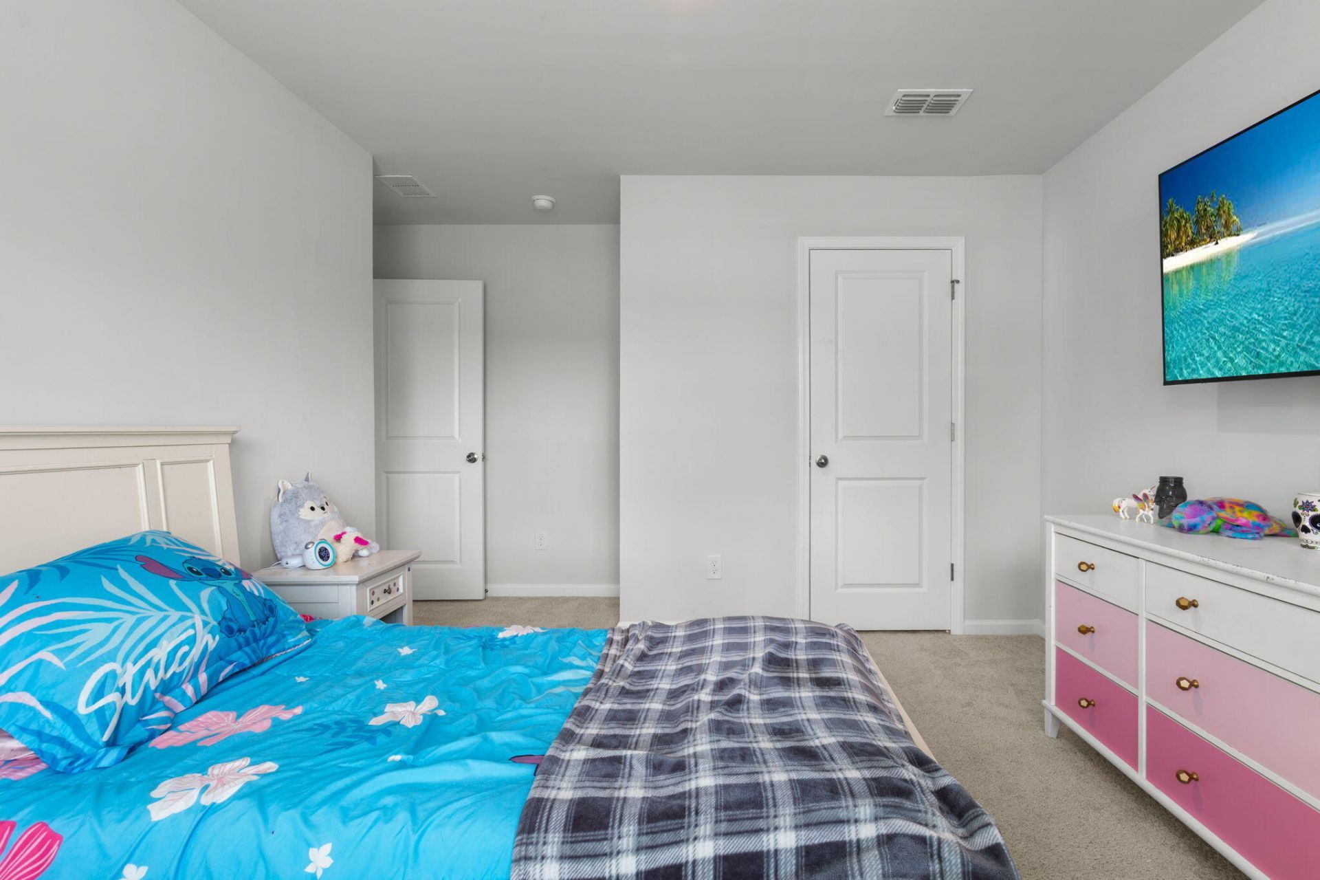 222 W Bradford Pointe Drive Photo 18