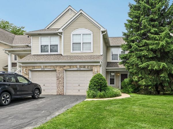 2992 Waters Edge Circle , Aurora, IL 60504