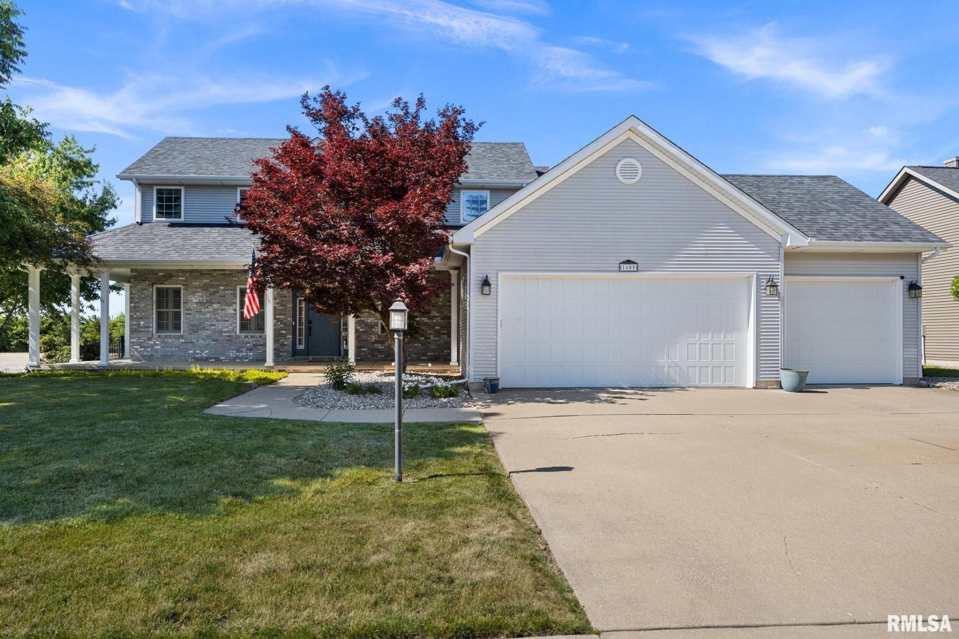 1609 Fieldstone Court, Chillicothe, IL 61523 Main Photo
