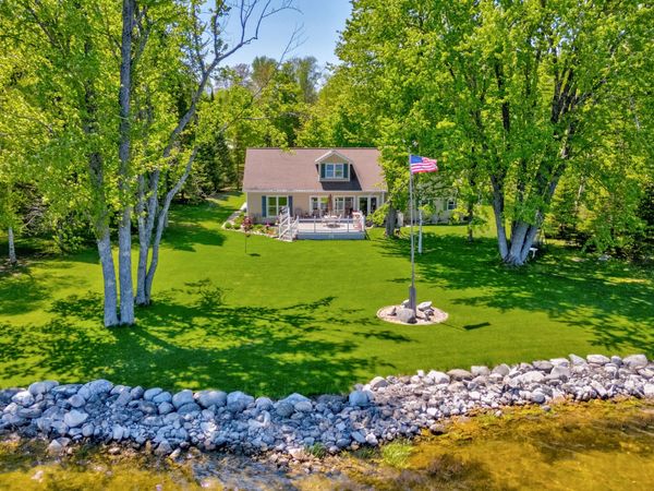 W19105 Diller RD, Germfask, MI 49836