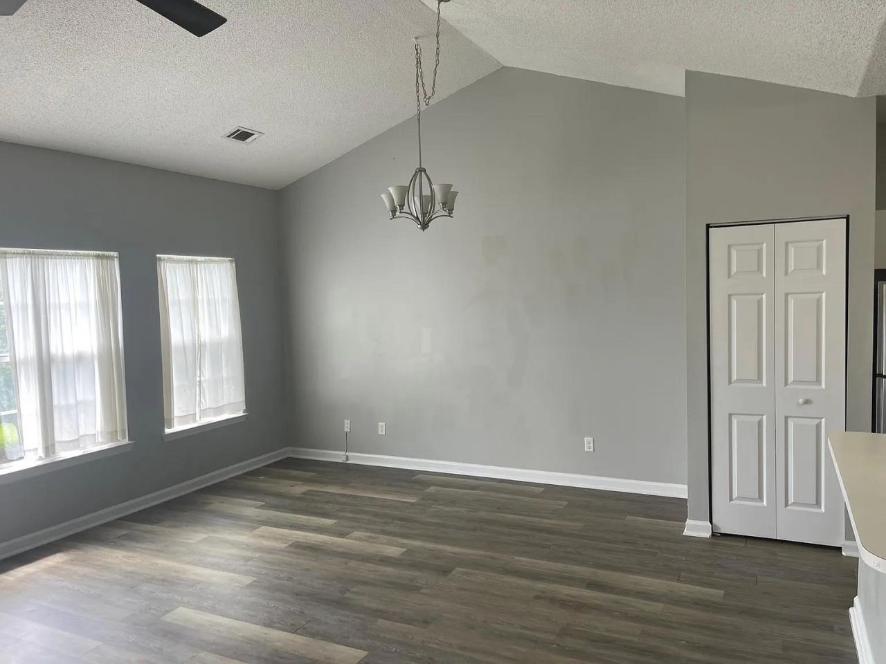 3931 Gladiola Ct.  Photo 8
