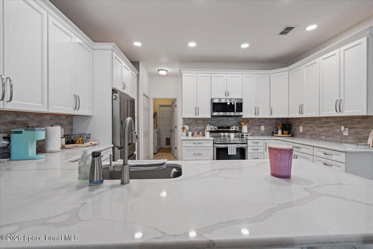 3271 Titanic Circle, Unit 39, Indialantic, FL 32903 Photo