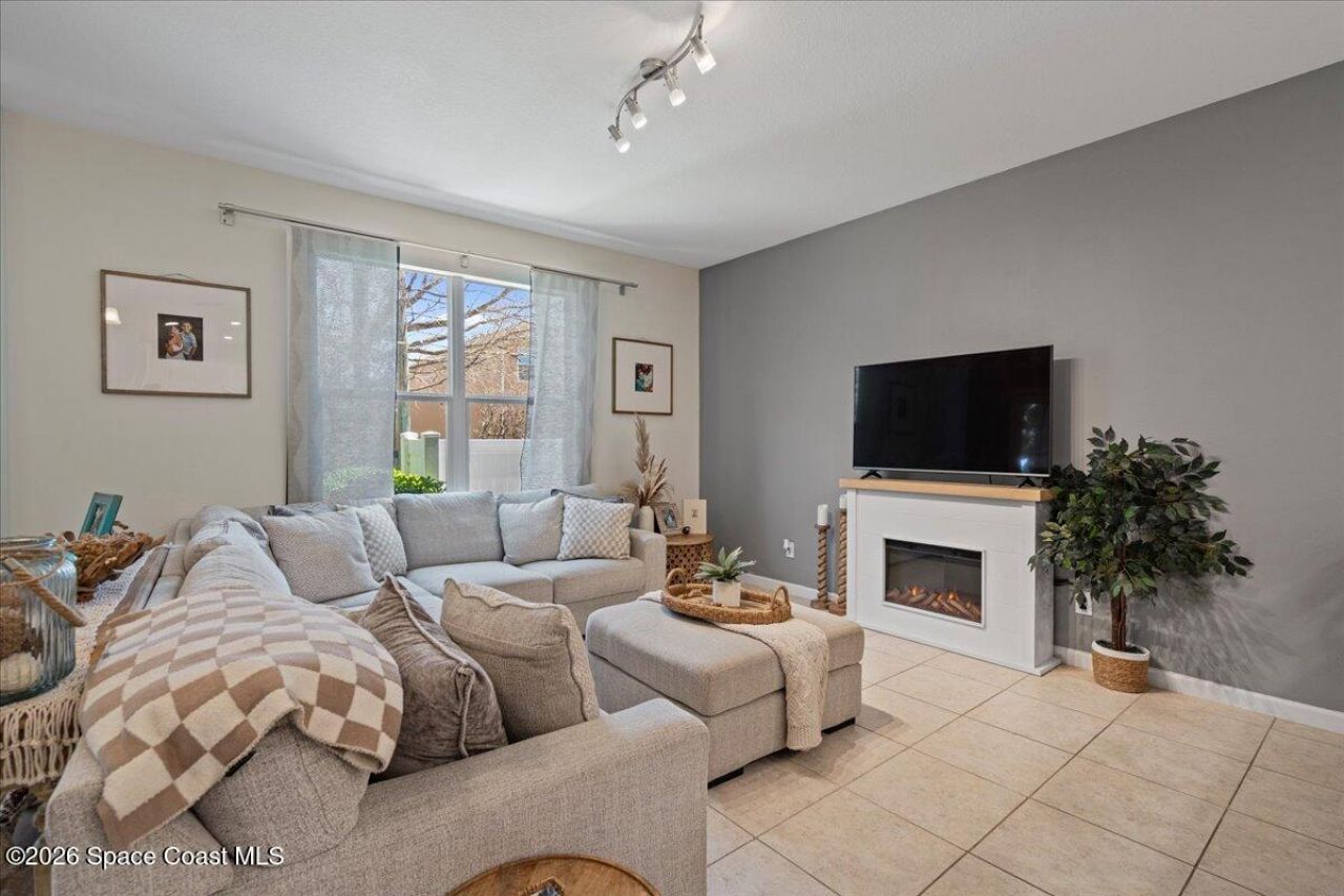 3271 Titanic Circle, Unit 39, Indialantic, FL 32903 Photo