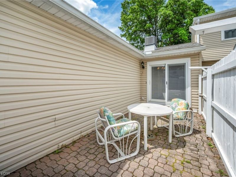 2499 Barth Drive , Uniontown, OH 44685 Photo 23