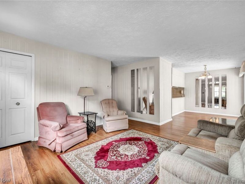 2499 Barth Drive , Uniontown, OH 44685 Photo 5