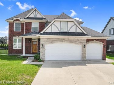 26608 Fountain View Boulevard, Chesterfield Twp, MI 48051