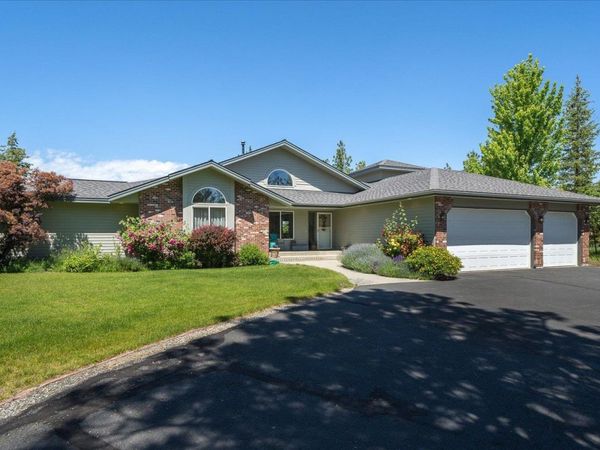 1607 E Wildflower Ln, Spokane, WA 99224