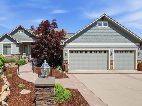 1824 W Blueberry Ln, Spokane, WA 99218
