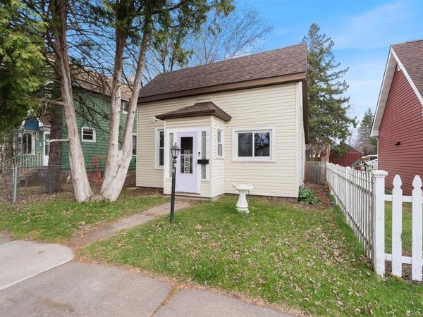2436 Oakes Ave, Superior, WI 54880