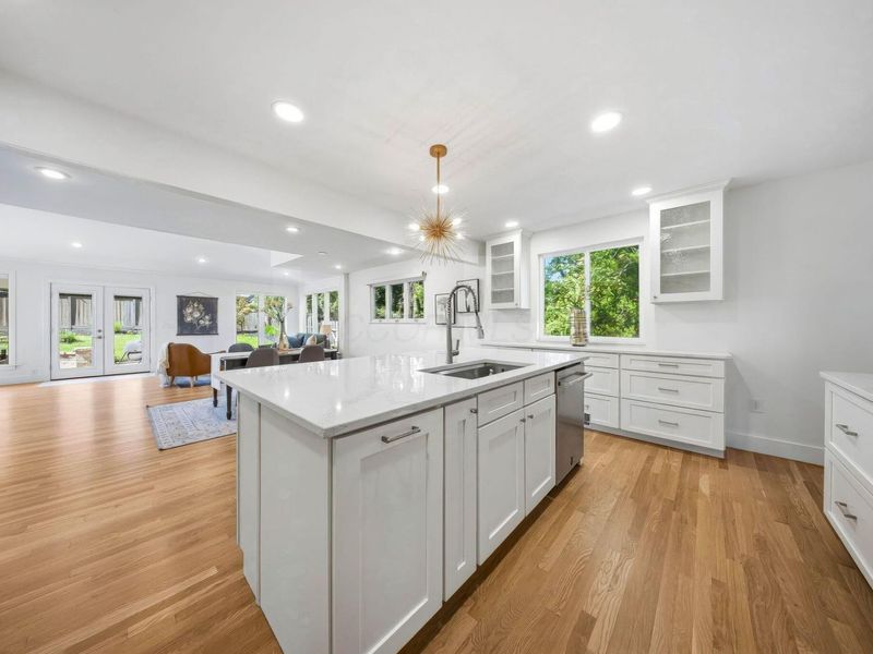 2700 Fishinger Road , Upper Arlington, OH 43221 Photo 10
