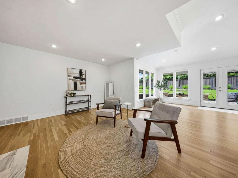 2700 Fishinger Road , Upper Arlington, OH 43221 Photo 23