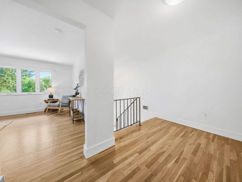2700 Fishinger Road , Upper Arlington, OH 43221 Photo 7