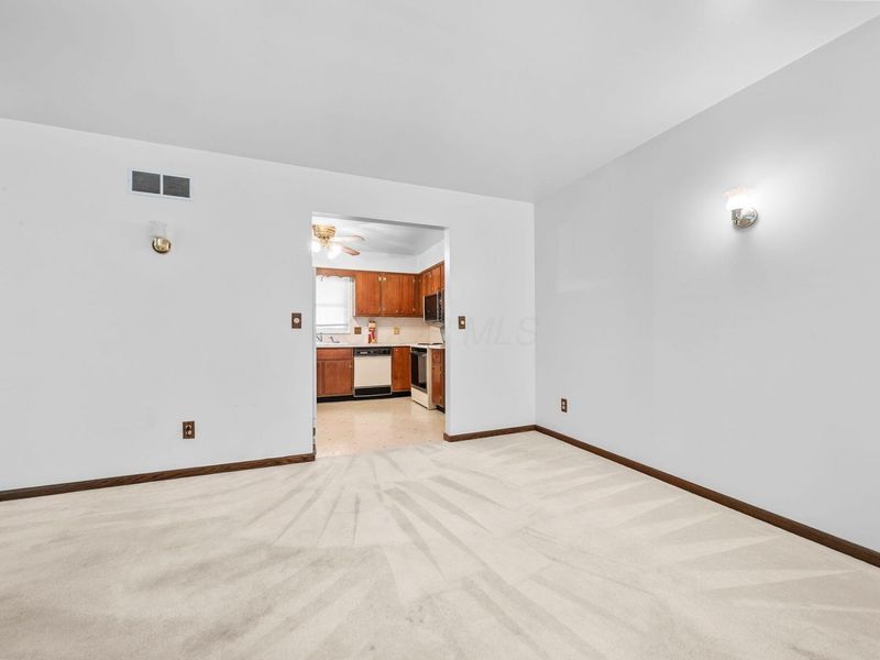 5875 Meadowridge Court, Grove City, OH 43123 Photo 17